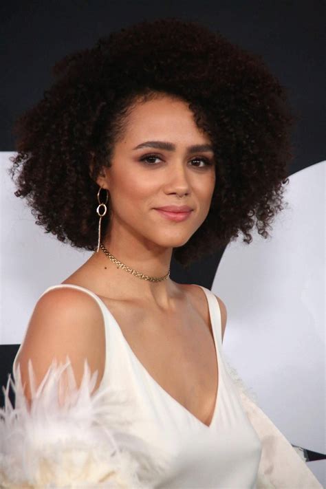 Zazie Beetz .